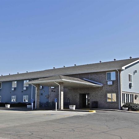 Governors Inn A Travelodge By Wyndham Pierre Esterno foto