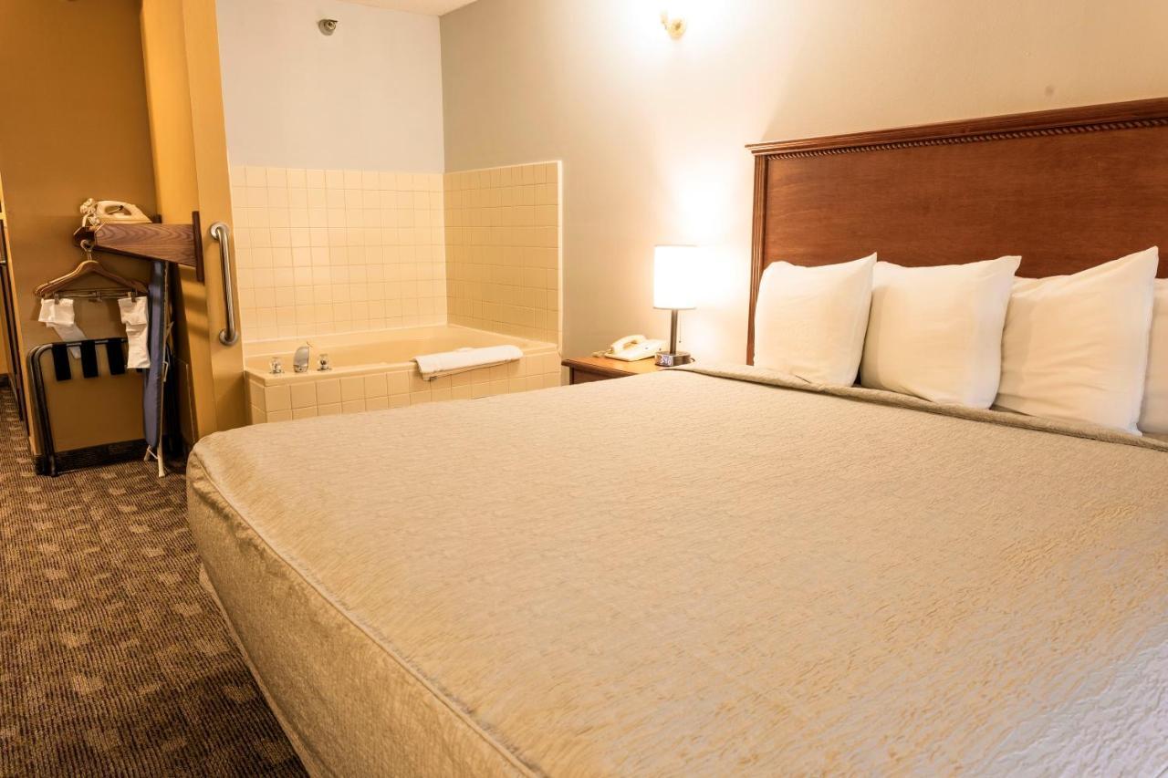 Governors Inn A Travelodge By Wyndham Pierre Esterno foto
